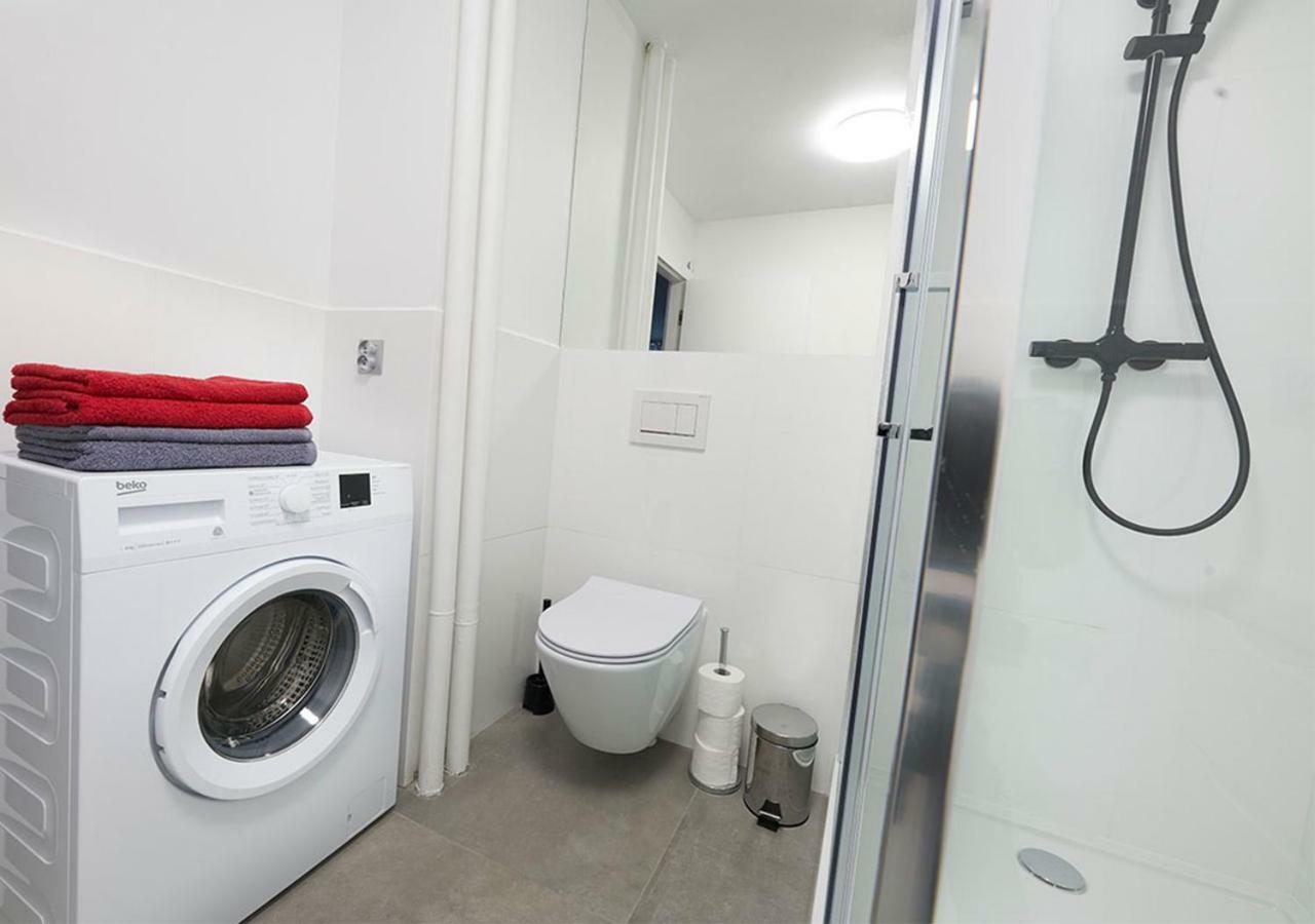 Aroma Apartments Rondo Onz ワルシャワ エクステリア 写真