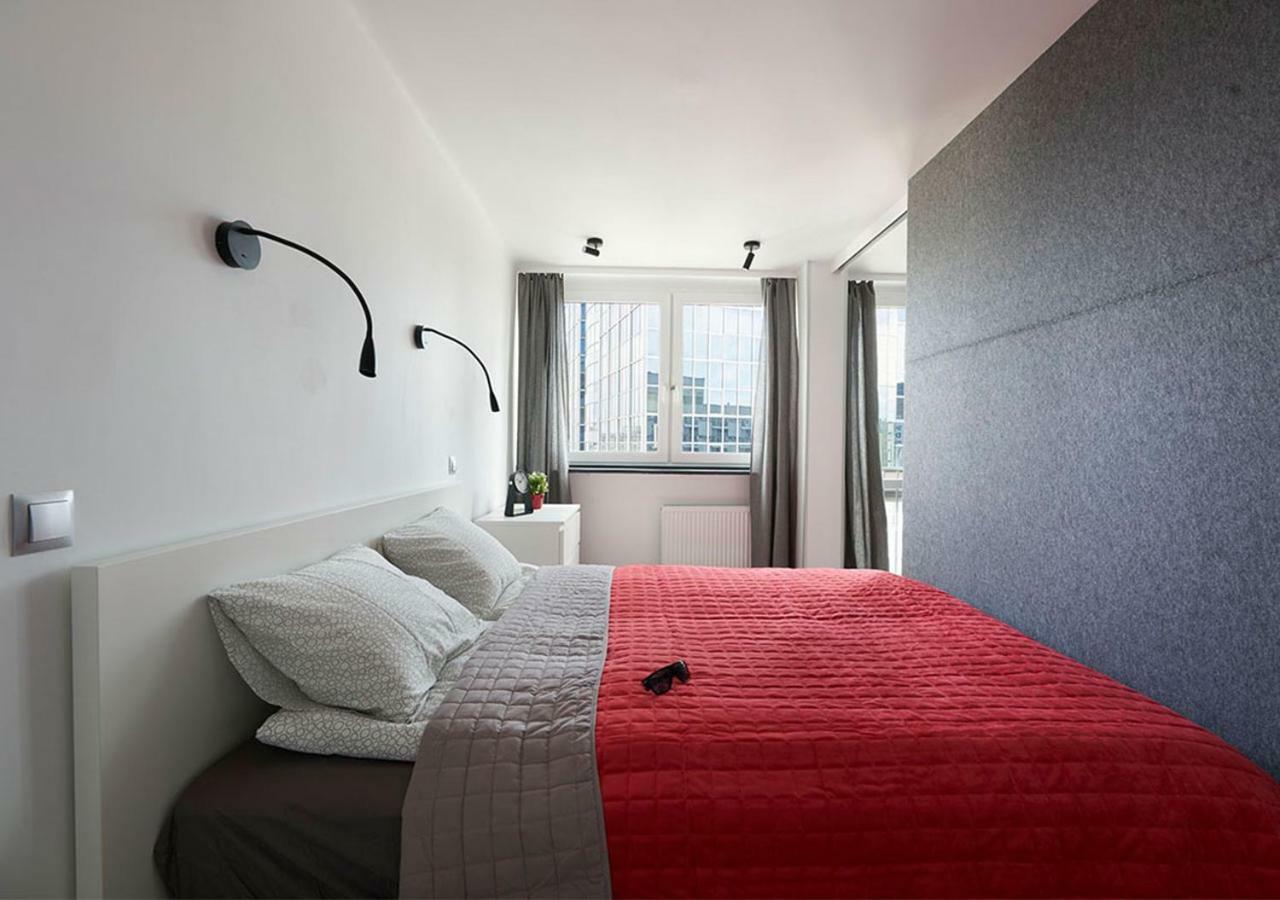 Aroma Apartments Rondo Onz ワルシャワ エクステリア 写真